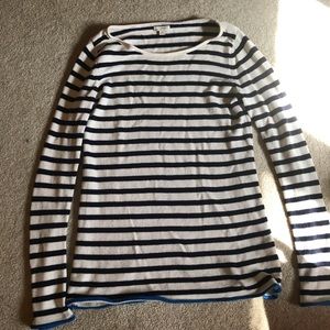 Long sleeve striped GAP shirt